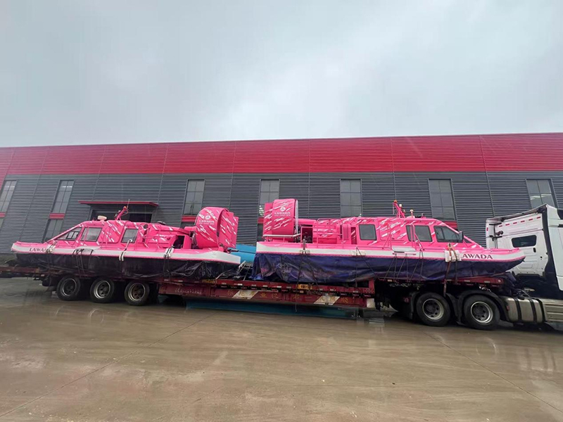 Lawada® סיפקה שתי רחפות רב תפקודיות, המשפרות את החוויה והיעילות התפעולית של האזור הנופי.